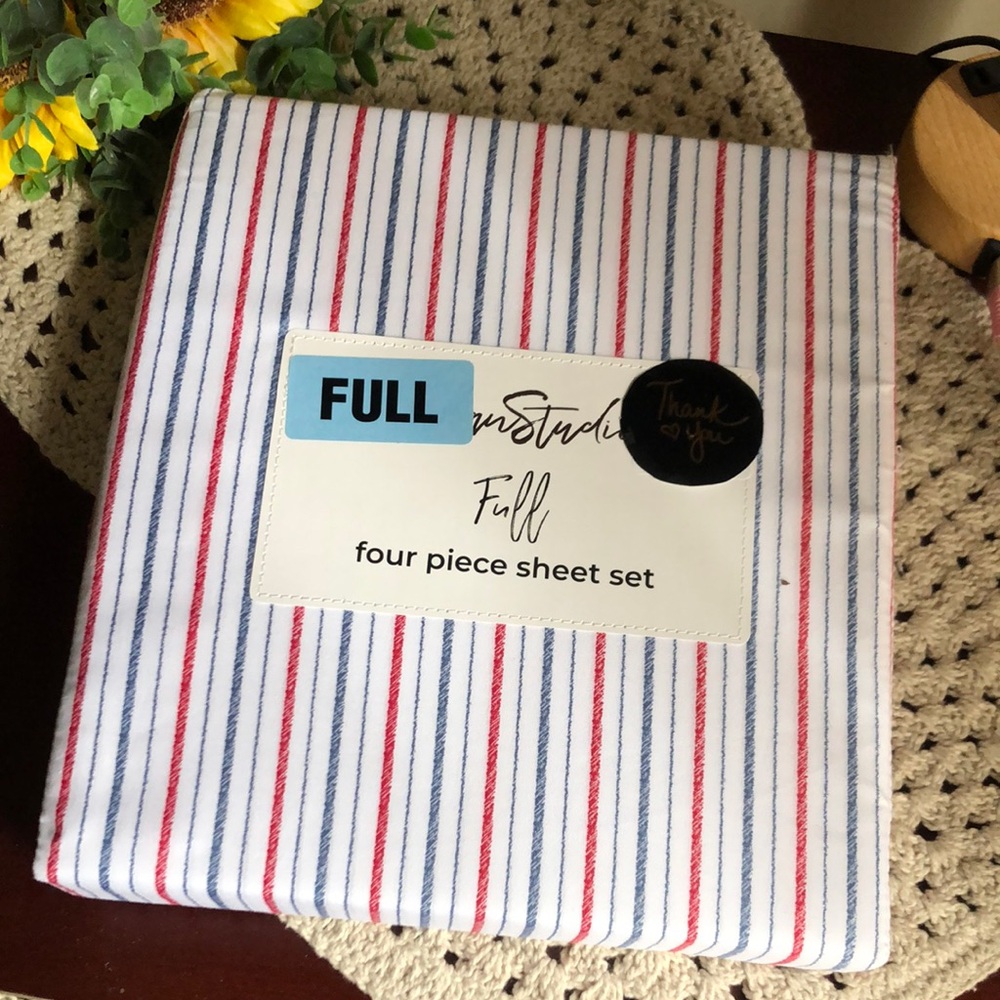 Urban STUDIO Red & Blue Striped FULL Sheet Set